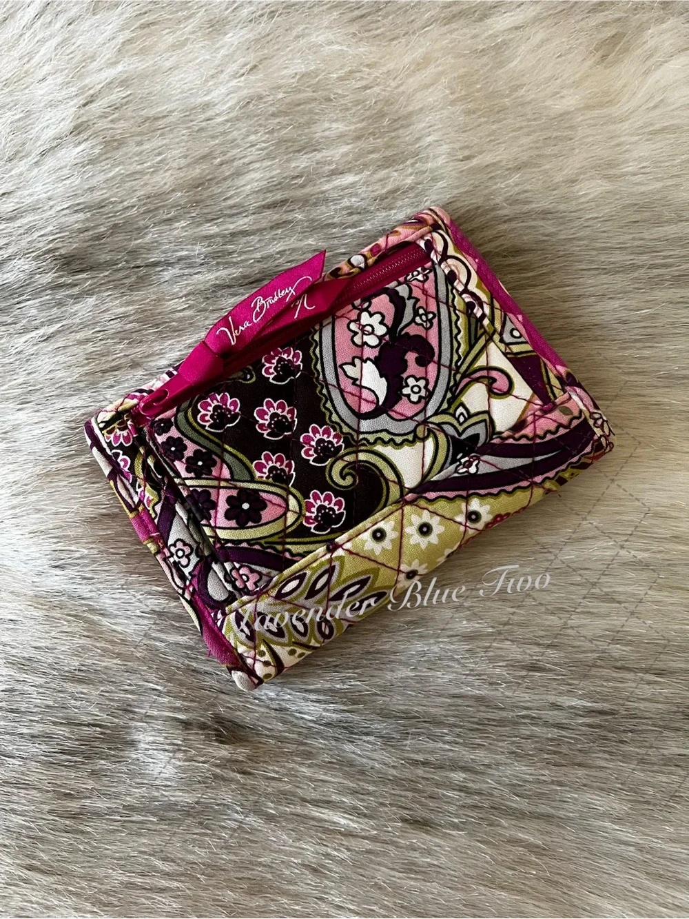 VERA BRADLEY Very Berry Paisley 2010 Trifold Euro Wallet Pink Purple Y2K